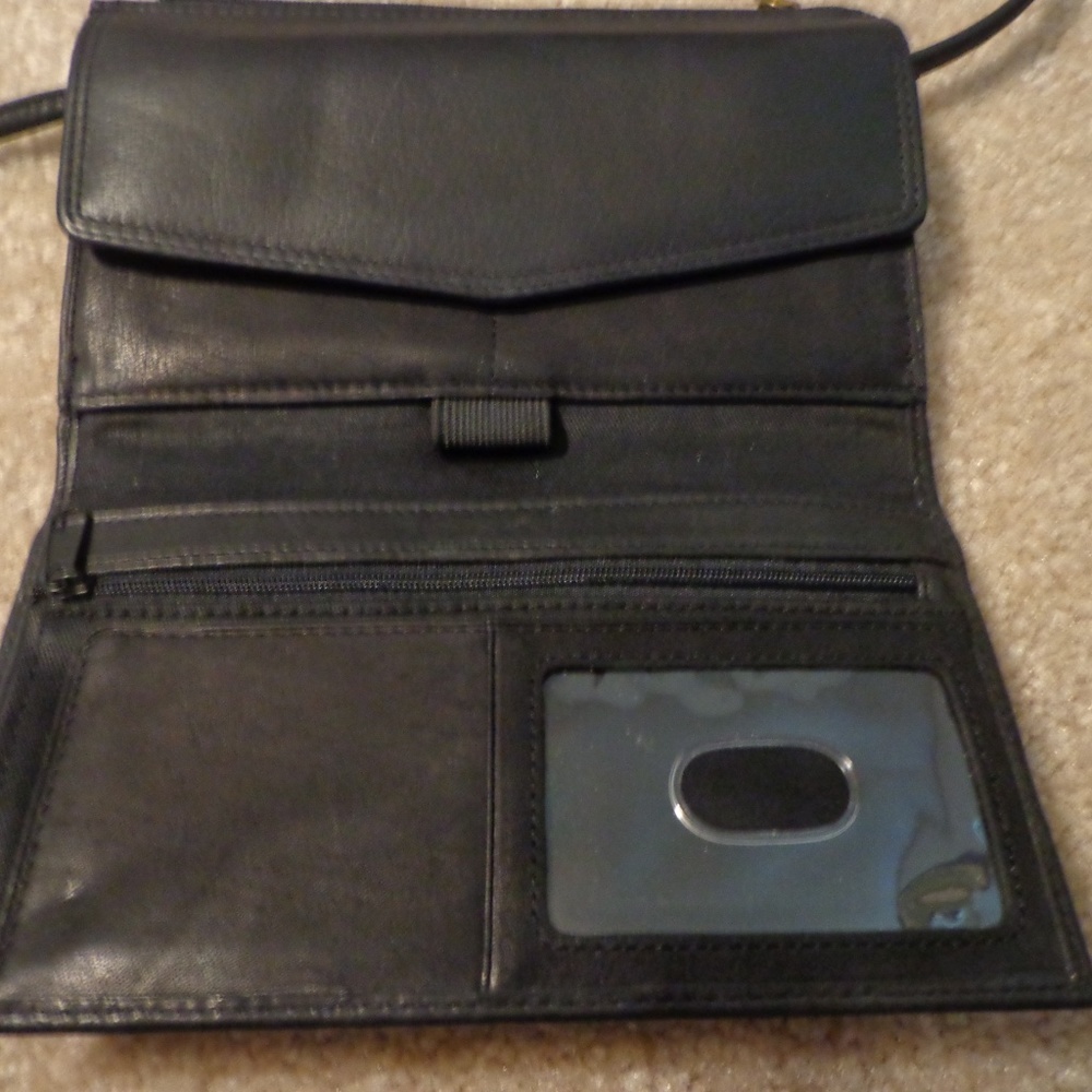 Fossil Wallet On A String! - image 4